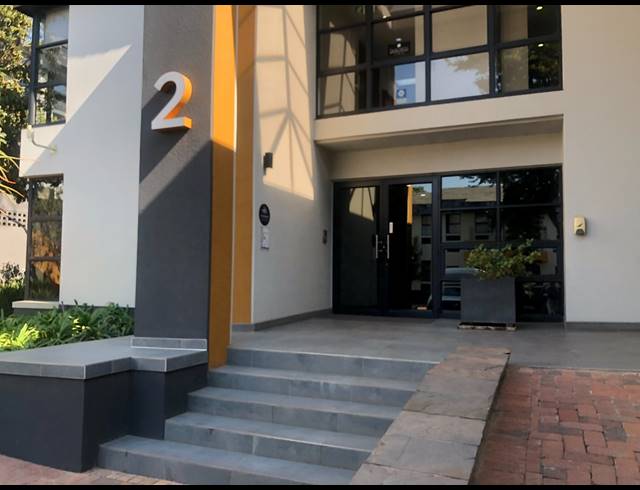 209M² OFFICE TO LET IN HYDE PARK